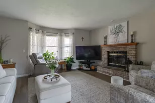 7070 Jamaica Ln, Portage, MI 49002 - Photo 7