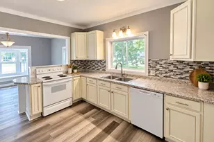 303 Rathburn, Howard City, MI 49329 - Photo 5