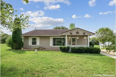 88 E Parmeter Road, Ionia, MI 48846 - Photo 1