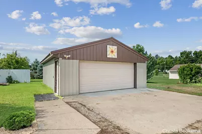 88 E Parmeter Road, Ionia, MI 48846 - Photo 3