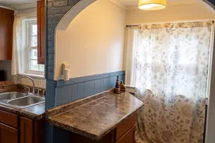 1347 Powers Ave NW, Grand Rapids, MI 49504 - Photo 11