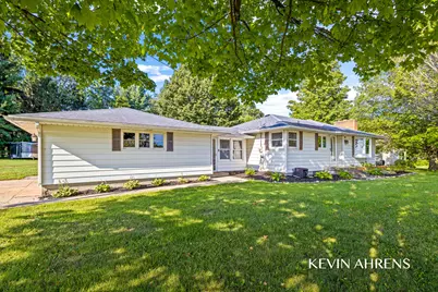 2414 Barry Street, Hudsonville, MI 49426 - Photo 5