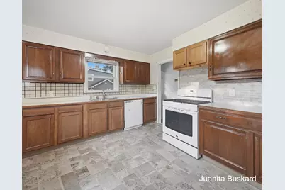 3449 Taft Avenue SW, Wyoming, MI 49519 - Photo 5