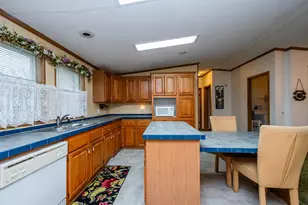8000 Warren Woods Rd, Three Oaks, MI 49128 - Photo 9