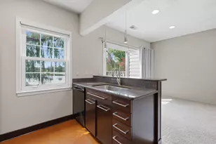 19372 Malvern Ct, Northville, MI 48167 - Photo 13