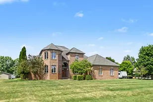 7484 Shotsilk Dr, Jackson, MI 49201 - Photo 3