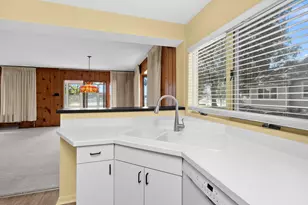 130 Waupakisco Beach, Battle Creek, MI 49015 - Photo 5