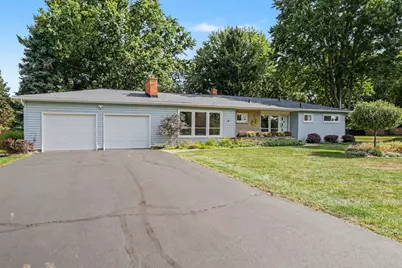 336 Lakeshore Drive, Battle Creek, MI 49015 - Photo 1