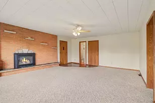 336 Lakeshore Dr, Battle Creek, MI 49015 - Photo 5