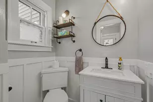1214 Oakleigh Ave NW, Grand Rapids, MI 49504 - Photo 11