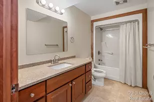 303 Regent St SE, Kentwood, MI 49548 - Photo 9