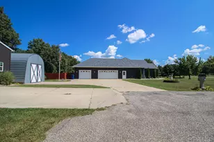 17700 Brad Ln, Three Rivers, MI 49093 - Photo 5