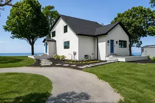 2475 Cedar Path, Saint Joseph, MI 49085 - Photo 5