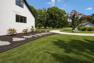 2475 Cedar Path, Saint Joseph, MI 49085 - Photo 9