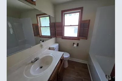 224 N Clinton Street, Charlotte, MI 48813 - Photo 19