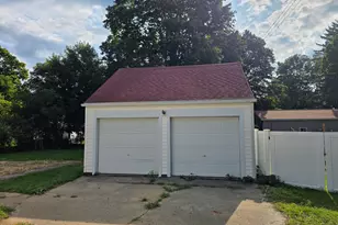 224 N Clinton St, Charlotte, MI 48813 - Photo 21