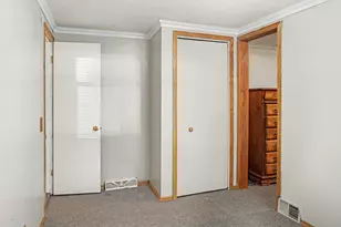 703 Best St, Vicksburg, MI 49097 - Photo 17