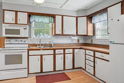 703 Best Street, Vicksburg, MI 49097 - Photo 7