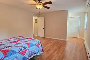 819 Elm St, Manistee, MI 49660 - Photo 37