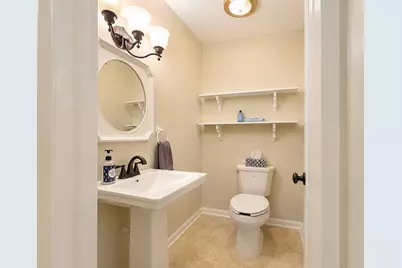 819 Elm Street, Manistee, MI 49660 - Photo 17