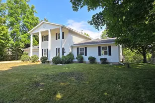 819 Elm St, Manistee, MI 49660 - Photo 63