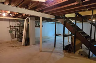 819 Elm St, Manistee, MI 49660 - Photo 55