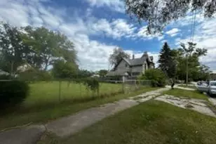 723 Sheridan Ave, Saginaw, MI 48607 - Photo 9