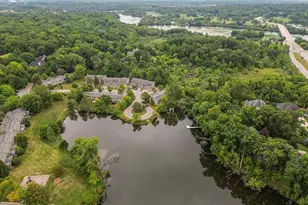 605 Watersedge Dr, Ann Arbor, MI 48105 - Photo 39