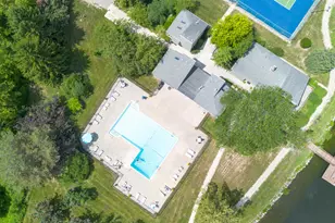690 Peninsula Ct, Ann Arbor, MI 48105 - Photo 33