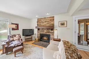 2854 Parkridge Dr, Ann Arbor, MI 48103 - Photo 5
