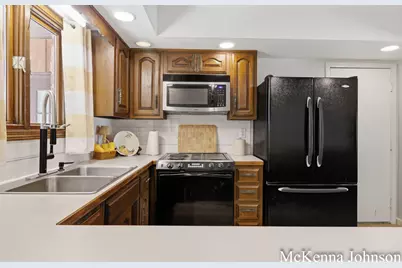 299 N Brooks Road N, Muskegon, MI 49442 - Photo 15