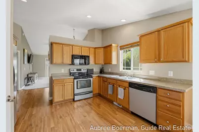 6440 Stoney Creek Court, Hudsonville, MI 49426 - Photo 19