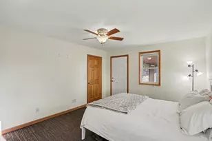 4704 Rohr Rd, Lake Orion, MI 48359 - Photo 11