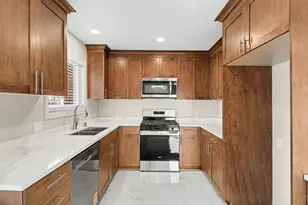 4813 Lutz Dr, Warren, MI 48092 - Photo 11