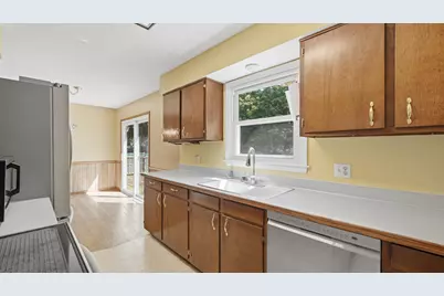 1710 S Hopkins Street, Grand Haven, MI 49417 - Photo 5