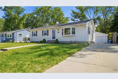 1710 S Hopkins Street, Grand Haven, MI 49417 - Photo 1