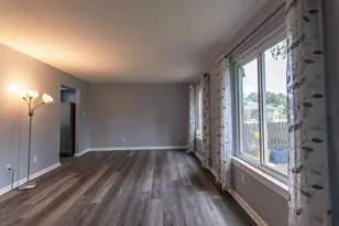 8387 Lakeview Ct, Ypsilanti, MI 48198 - Photo 13