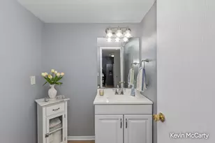 6247 Acropolis Dr SE, Grand Rapids, MI 49546 - Photo 15