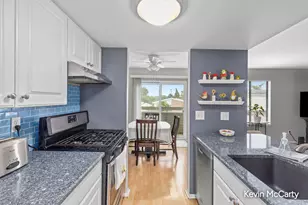6247 Acropolis Dr SE, Grand Rapids, MI 49546 - Photo 11