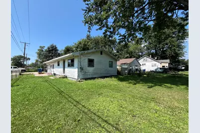 1055 Maynard Drive, Benton Harbor, MI 49022 - Photo 9