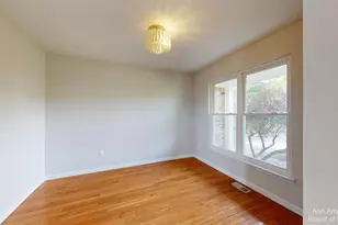 2844 Chaseway Ct, Ann Arbor, MI 48105 - Photo 5