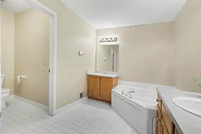 2737 Barclay Way, Ann Arbor, MI 48105 - Photo 11