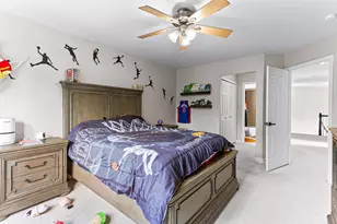 22390 Diamond Ct, Farmington Hills, MI 48335 - Photo 29