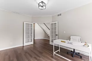 22390 Diamond Ct, Farmington Hills, MI 48335 - Photo 11