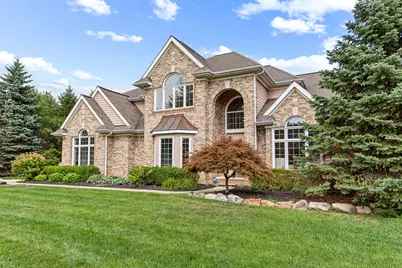 22390 Diamond Court, Farmington Hills, MI 48335 - Photo 3