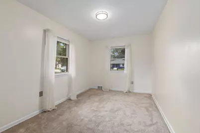 2855 Gerald Avenue NE, Grand Rapids, MI 49505 - Photo 9