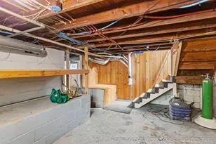 217 N Franklin St, Zeeland, MI 49464 - Photo 31