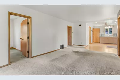217 N Franklin Street, Zeeland, MI 49464 - Photo 23