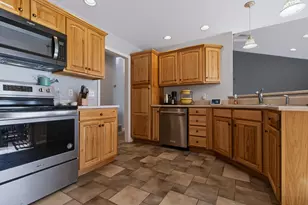 707 Tulip Dr, Three Oaks, MI 49128 - Photo 9
