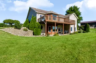 707 Tulip Dr, Three Oaks, MI 49128 - Photo 39